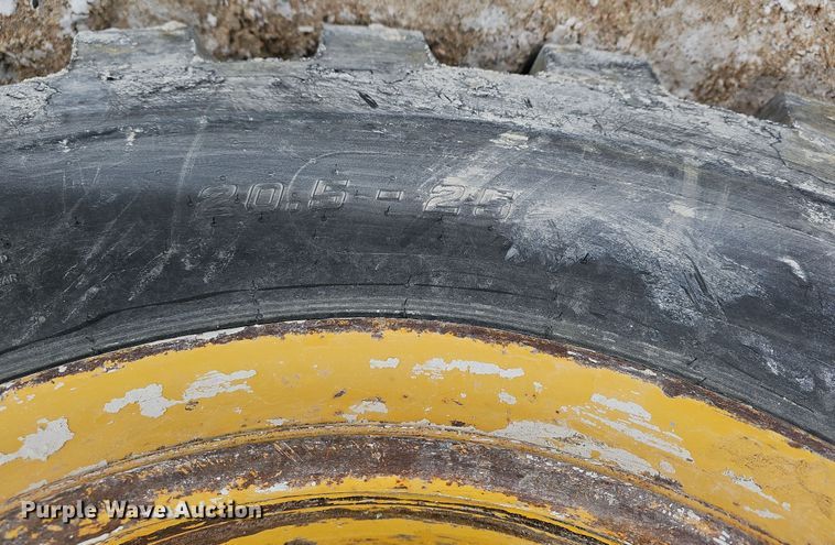 image for item DW3133 1999 Komatsu WA320-3MC wheel loader