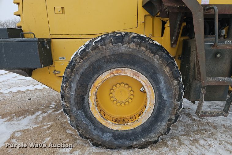 image for item DW3133 1999 Komatsu WA320-3MC wheel loader