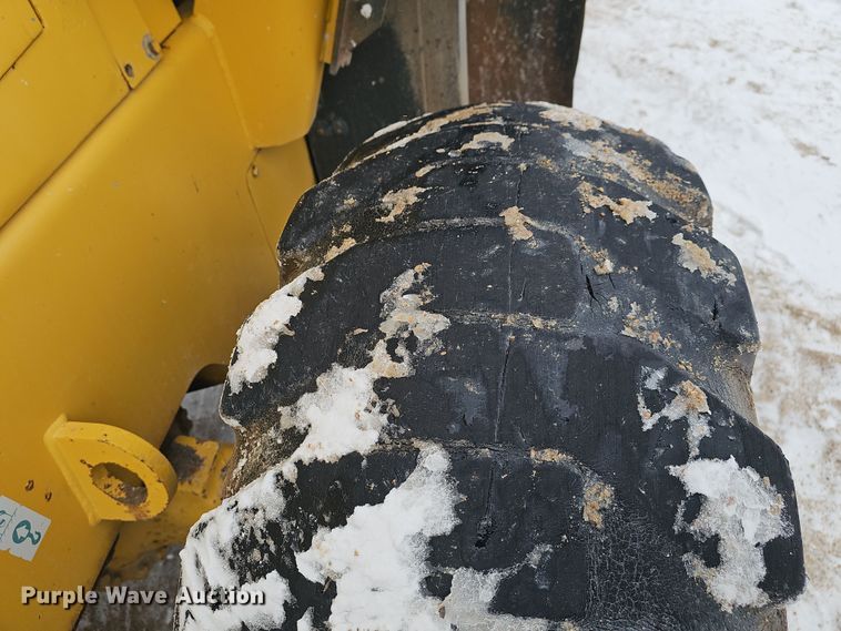image for item DW3133 1999 Komatsu WA320-3MC wheel loader