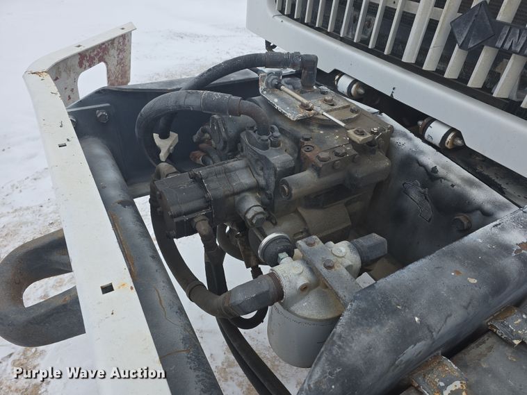 image for item DW3134 1999 International Paystar 5000 ready mix truck