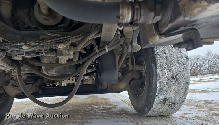 image for item DW3134 1999 International Paystar 5000 ready mix truck