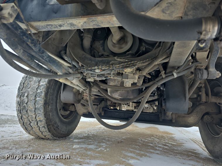 image for item DW3134 1999 International Paystar 5000 ready mix truck