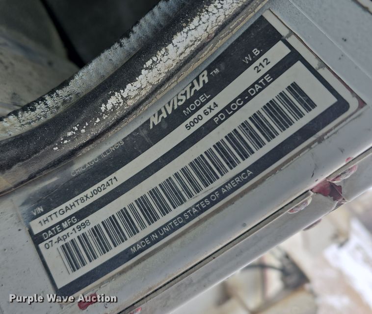 image for item DW3134 1999 International Paystar 5000 ready mix truck