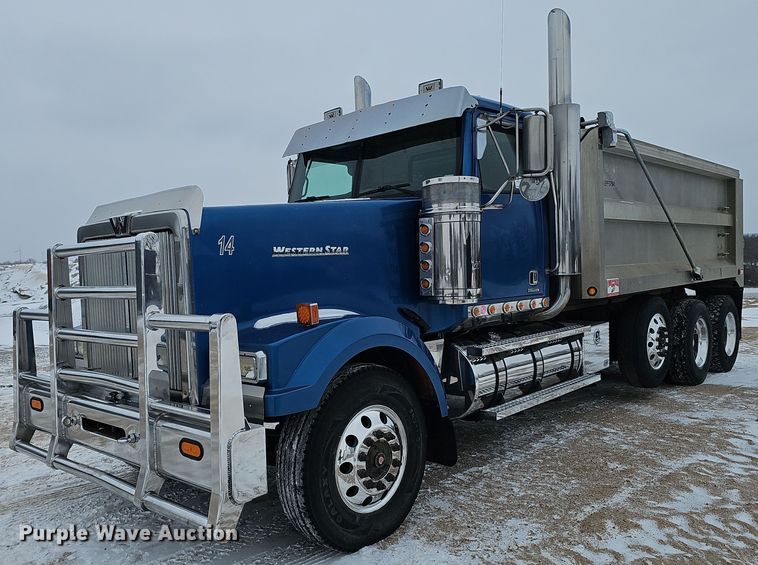 image for item DW3138 2014 Western Star 4900 EX glider kit dump truck