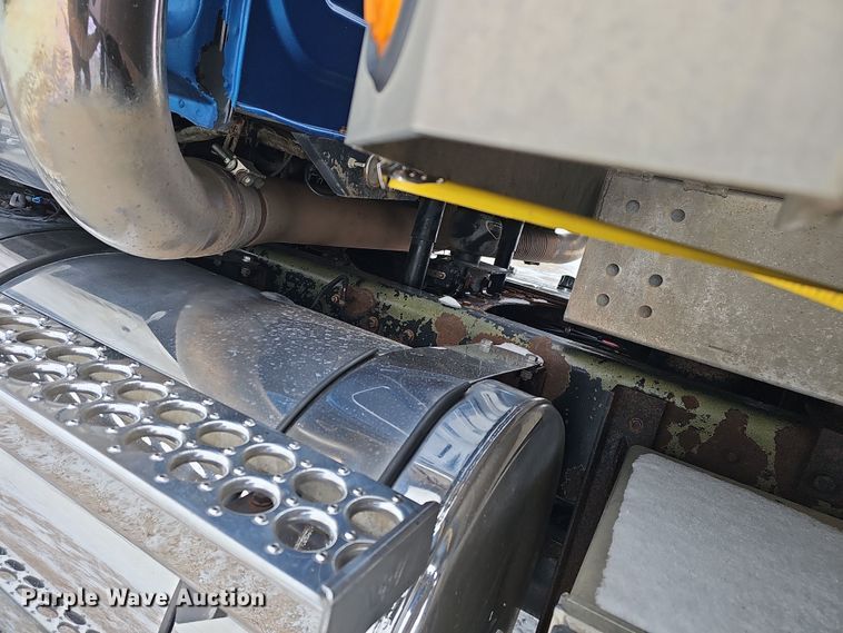 image for item DW3138 2014 Western Star 4900 EX glider kit dump truck