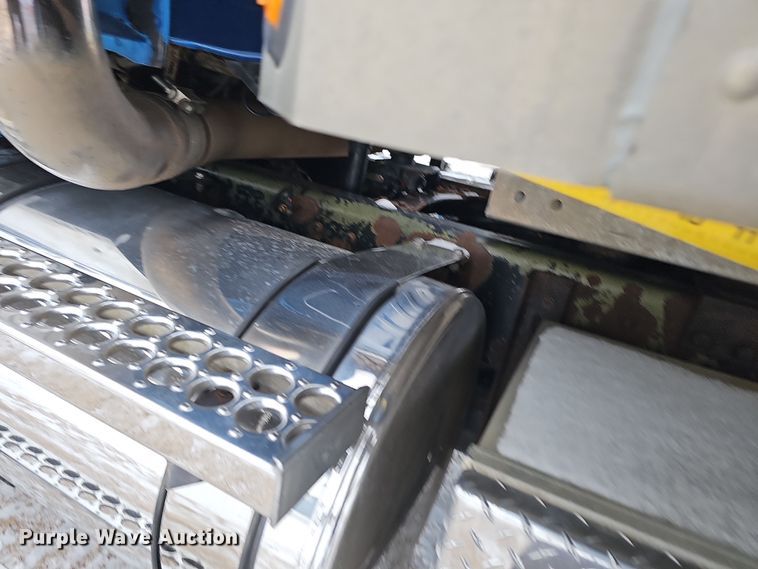 image for item DW3138 2014 Western Star 4900 EX glider kit dump truck