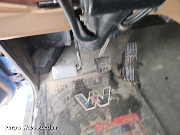 image for item DW3138 2014 Western Star 4900 EX glider kit dump truck