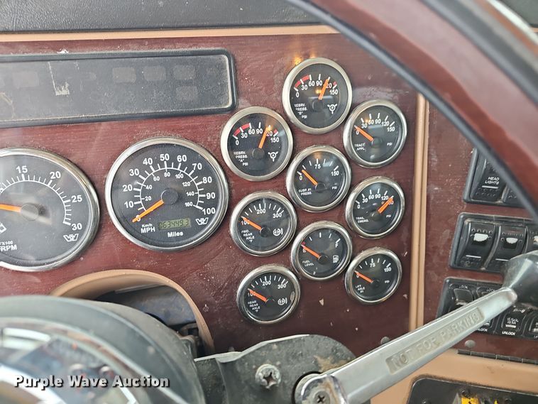 image for item DW3138 2014 Western Star 4900 EX glider kit dump truck