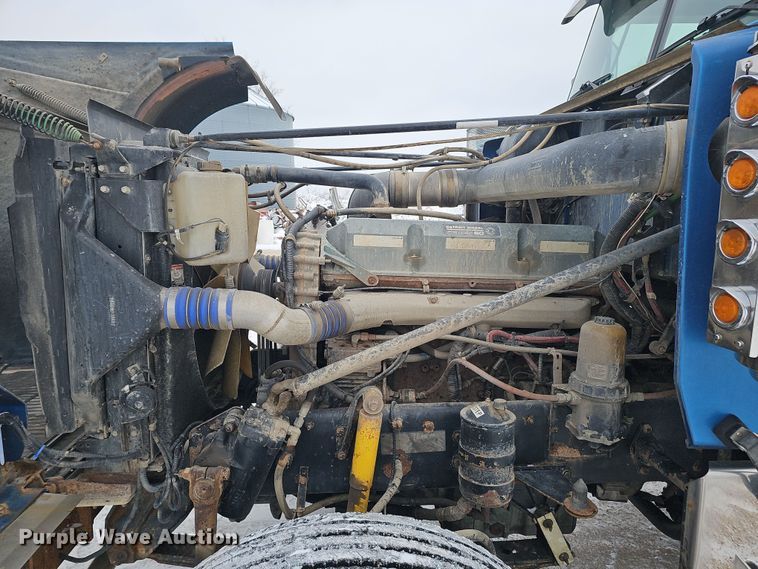 image for item DW3138 2014 Western Star 4900 EX glider kit dump truck