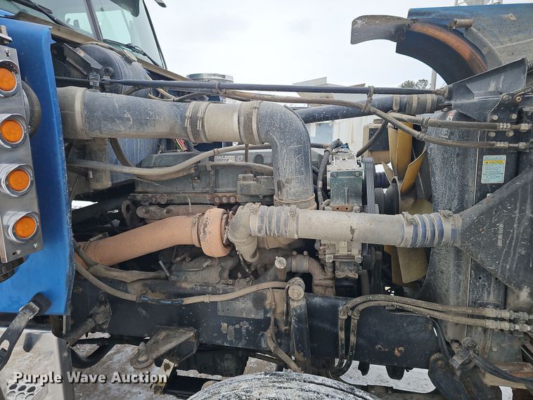 image for item DW3138 2014 Western Star 4900 EX glider kit dump truck