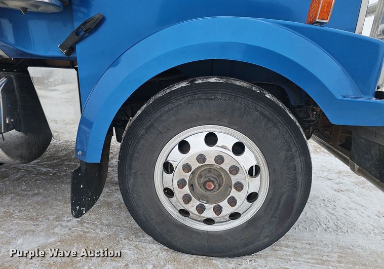 image for item DW3138 2014 Western Star 4900 EX glider kit dump truck