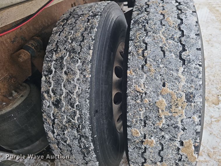 image for item DW3138 2014 Western Star 4900 EX glider kit dump truck