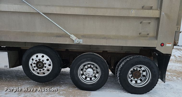 image for item DW3138 2014 Western Star 4900 EX glider kit dump truck