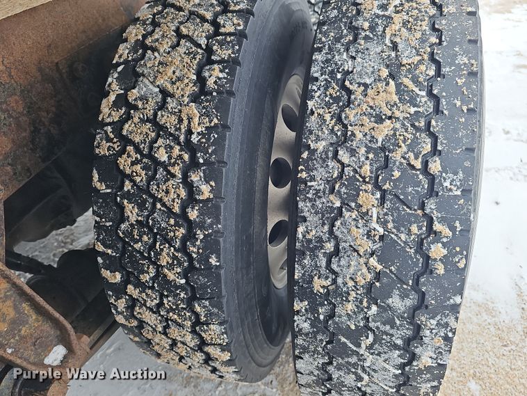 image for item DW3138 2014 Western Star 4900 EX glider kit dump truck