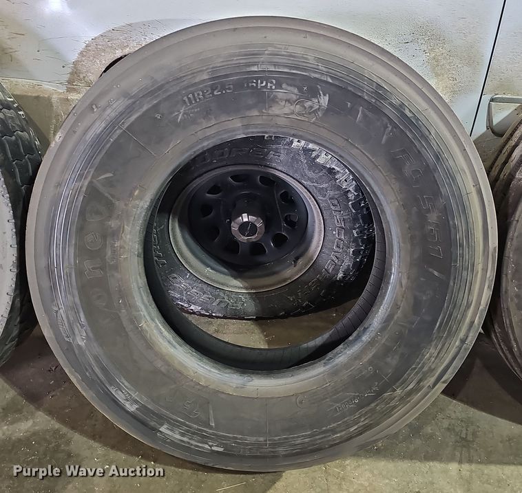 image for item DW3139 Tires and wheels