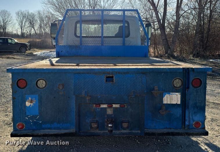 image for item DW3142 2013 International TerraStar flatbed truck