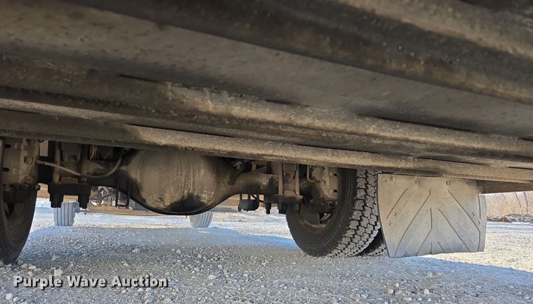 image for item DW3142 2013 International TerraStar flatbed truck