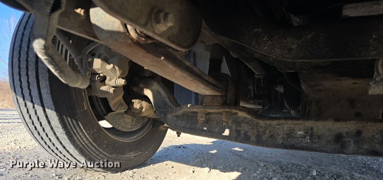 image for item DW3142 2013 International TerraStar flatbed truck