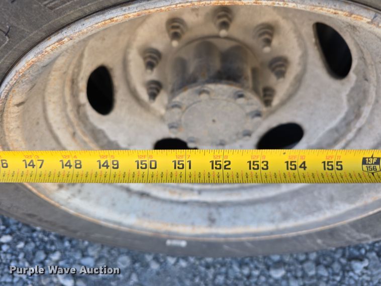 image for item DW3142 2013 International TerraStar flatbed truck