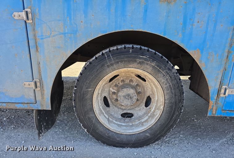 image for item DW3142 2013 International TerraStar flatbed truck