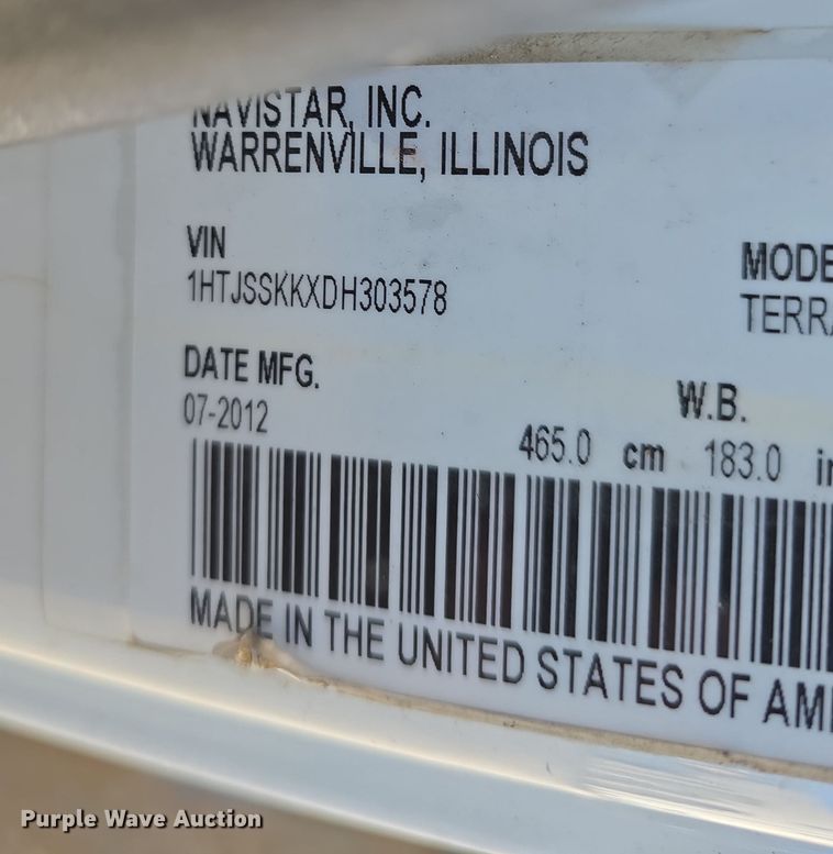 image for item DW3142 2013 International TerraStar flatbed truck