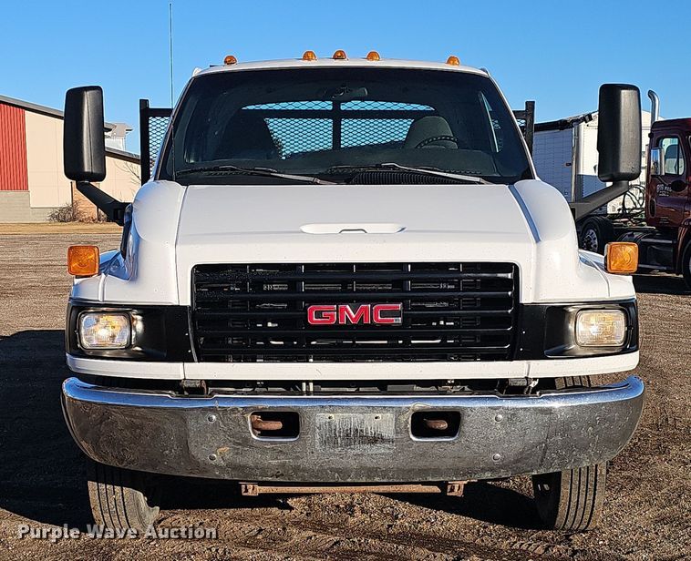 image for item DW3164 2003 GMC C4500 flatbed truck