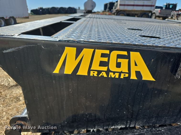 image for item DW3170 2022 BigTex 14PH-20+5 equipment trailer