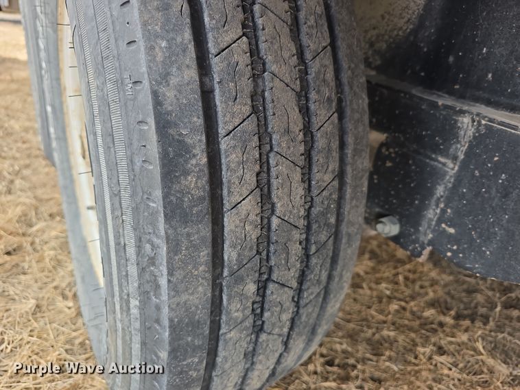 image for item DW3170 2022 BigTex 14PH-20+5 equipment trailer