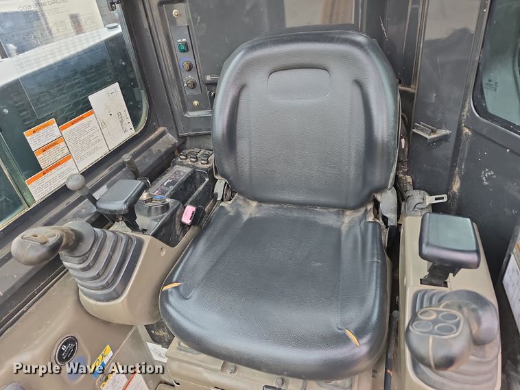 image for item DW3180 2013 Case CX36B ZTS mini excavator