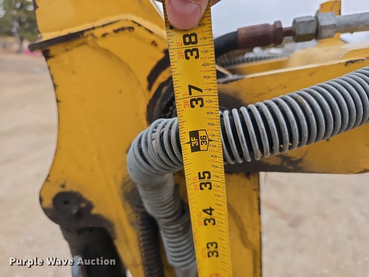 image for item DW3181 1999 Caterpillar 301.5 mini excavator