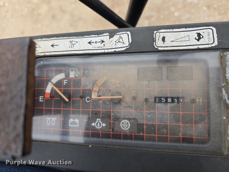 image for item DW3181 1999 Caterpillar 301.5 mini excavator