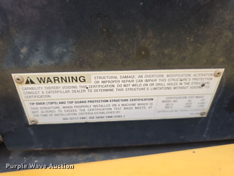 image for item DW3181 1999 Caterpillar 301.5 mini excavator