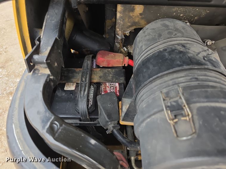 image for item DW3181 1999 Caterpillar 301.5 mini excavator