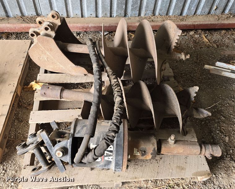 image for item DW3181 1999 Caterpillar 301.5 mini excavator