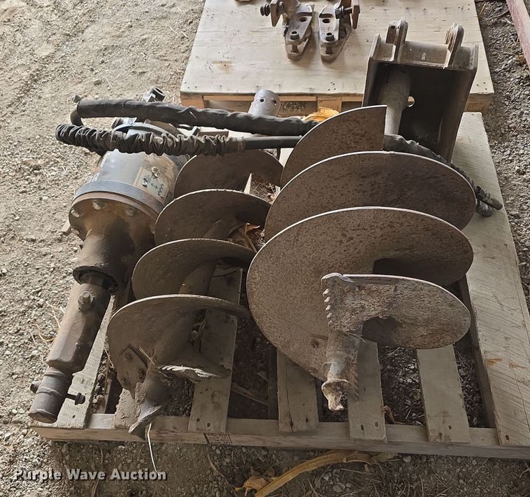 image for item DW3181 1999 Caterpillar 301.5 mini excavator