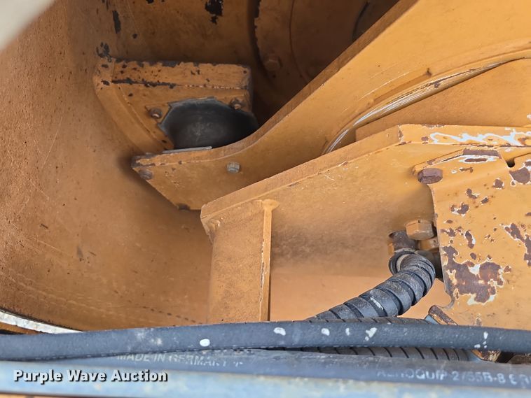 image for item DW3182 2005 Case SV208 single drum vibratory roller