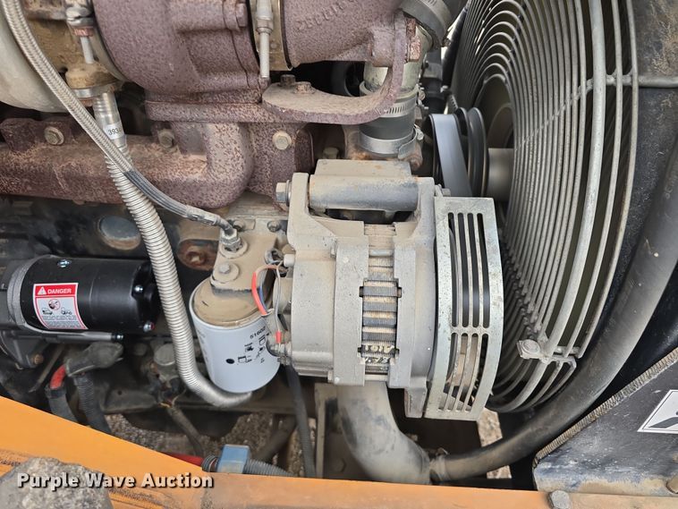 image for item DW3182 2005 Case SV208 single drum vibratory roller