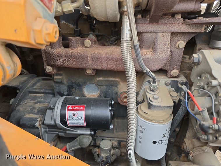 image for item DW3182 2005 Case SV208 single drum vibratory roller