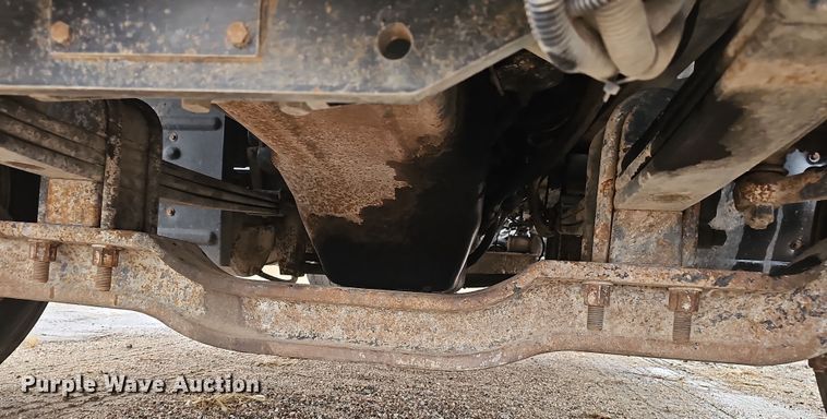 image for item DW3183 2007 Mack Granite CV713 semi truck