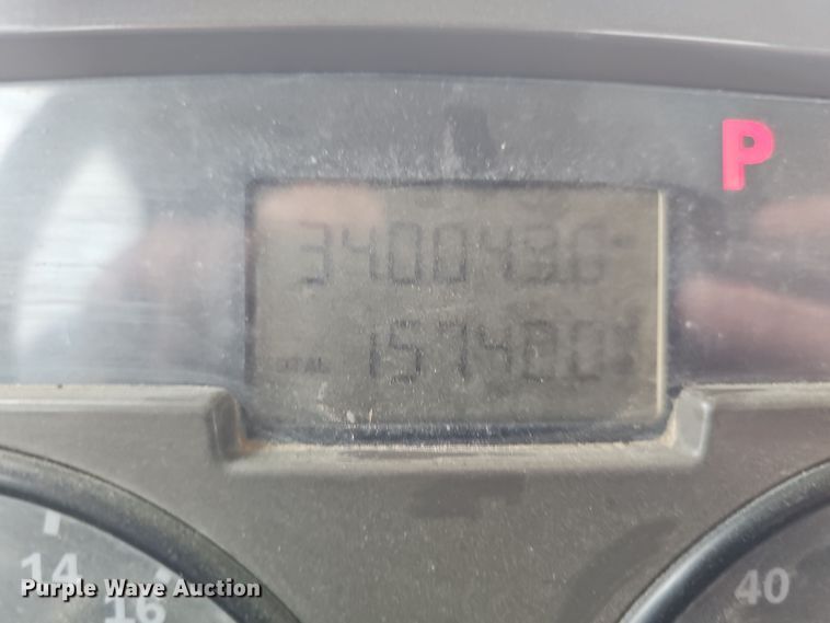 image for item DW3183 2007 Mack Granite CV713 semi truck