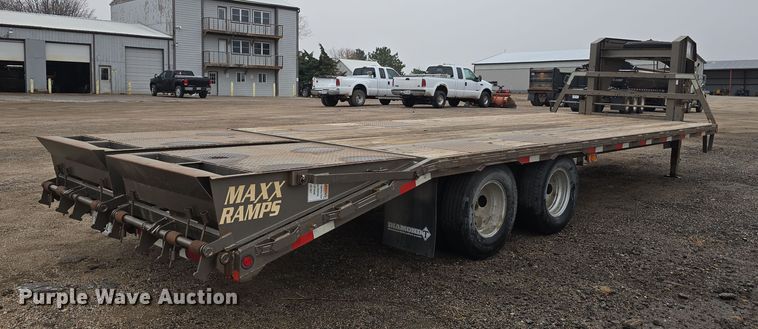 image for item DW3185 2018 Diamond T 10225DTF equipment trailer