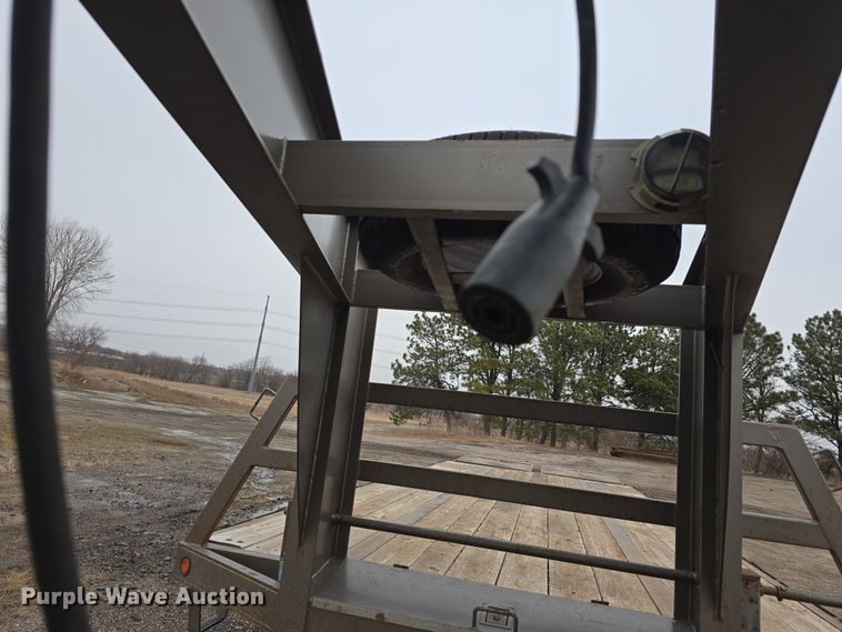 image for item DW3185 2018 Diamond T 10225DTF equipment trailer