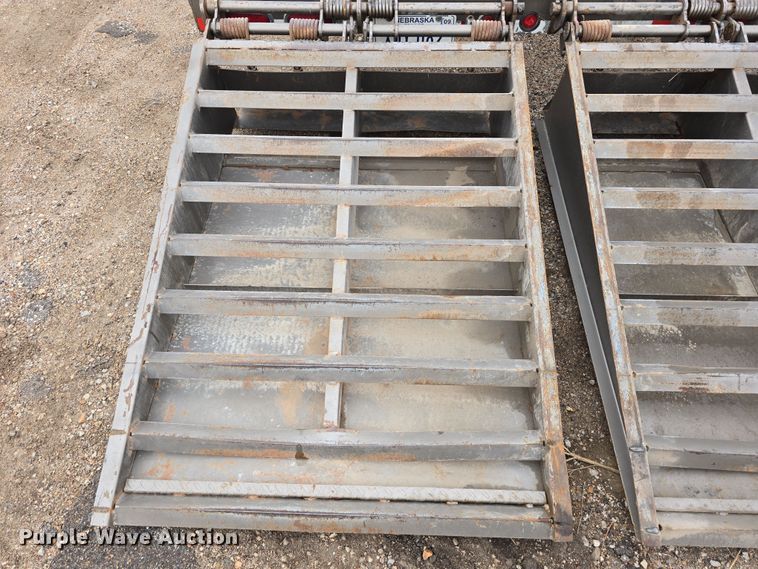 image for item DW3185 2018 Diamond T 10225DTF equipment trailer