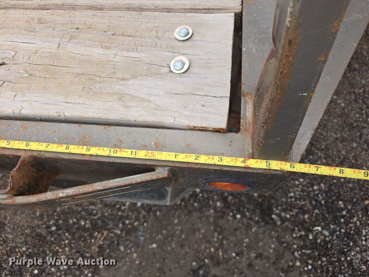 image for item DW3185 2018 Diamond T 10225DTF equipment trailer