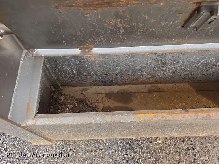 image for item DW3185 2018 Diamond T 10225DTF equipment trailer