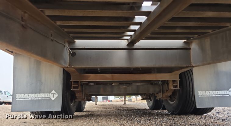 image for item DW3185 2018 Diamond T 10225DTF equipment trailer