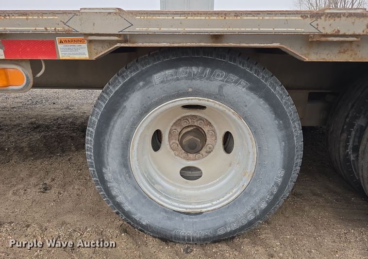 image for item DW3185 2018 Diamond T 10225DTF equipment trailer