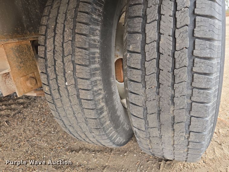 image for item DW3185 2018 Diamond T 10225DTF equipment trailer