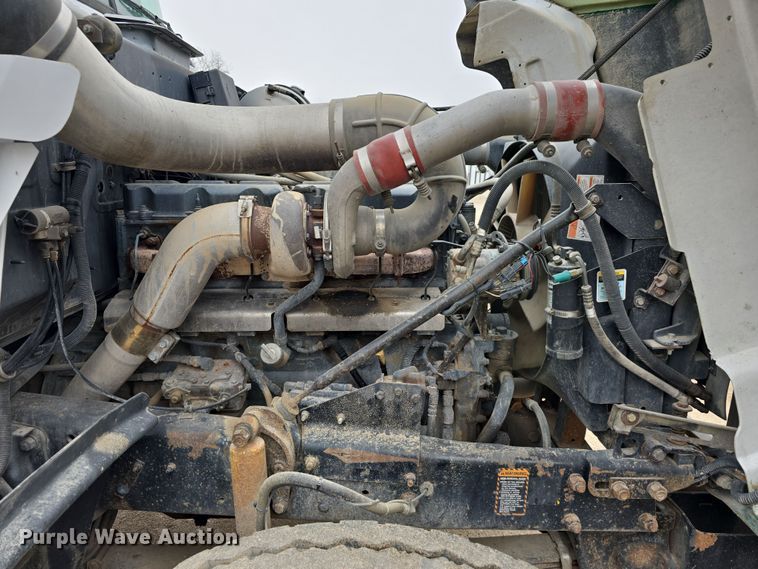 image for item DW3186 2001 Mack RD688S dump truck