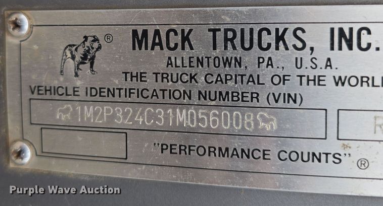 image for item DW3186 2001 Mack RD688S dump truck